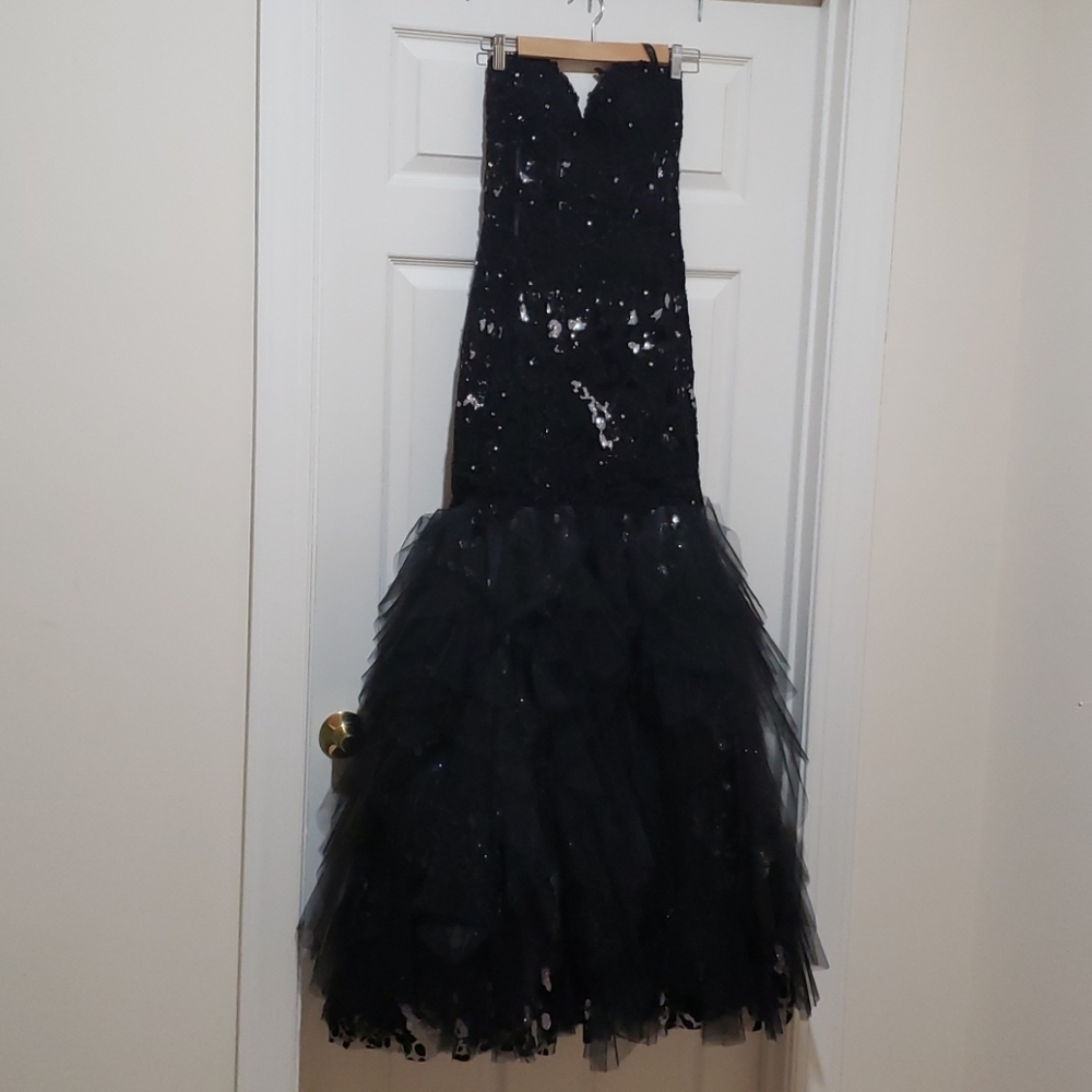 Giovani strapless gown with silver sequins